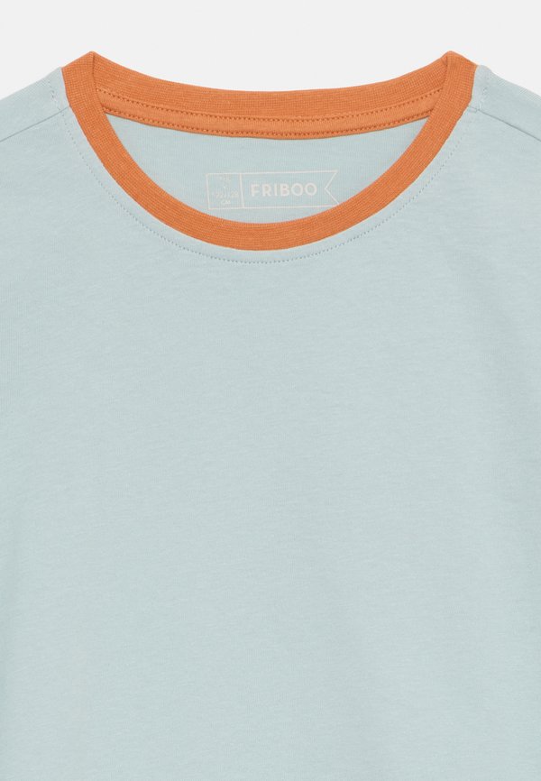 4 PACK  - Long sleeved top4