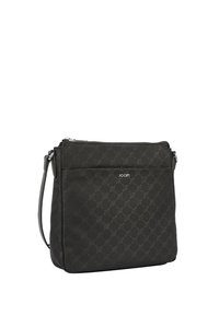 Czarna torba crossbody z tkaniny z subtelnym, tłoczonym wzorem, zapinana na zamek błyskawiczny, z regulowanym paskiem. Posiada logo z przodu.