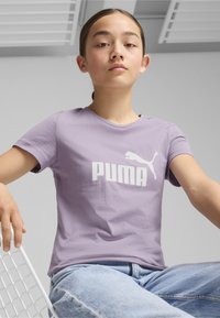 Puma LOGO TEE - Triko s potiskem - pale plum