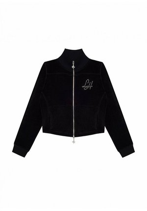 Czarna polarowa kurtka na zamek z długimi rękawami, stójką oraz kamieniami ozdobnymi w kształcie inicjałów "LH" na lewej piersi.