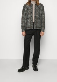 DRYKORN Strickpullover - beige