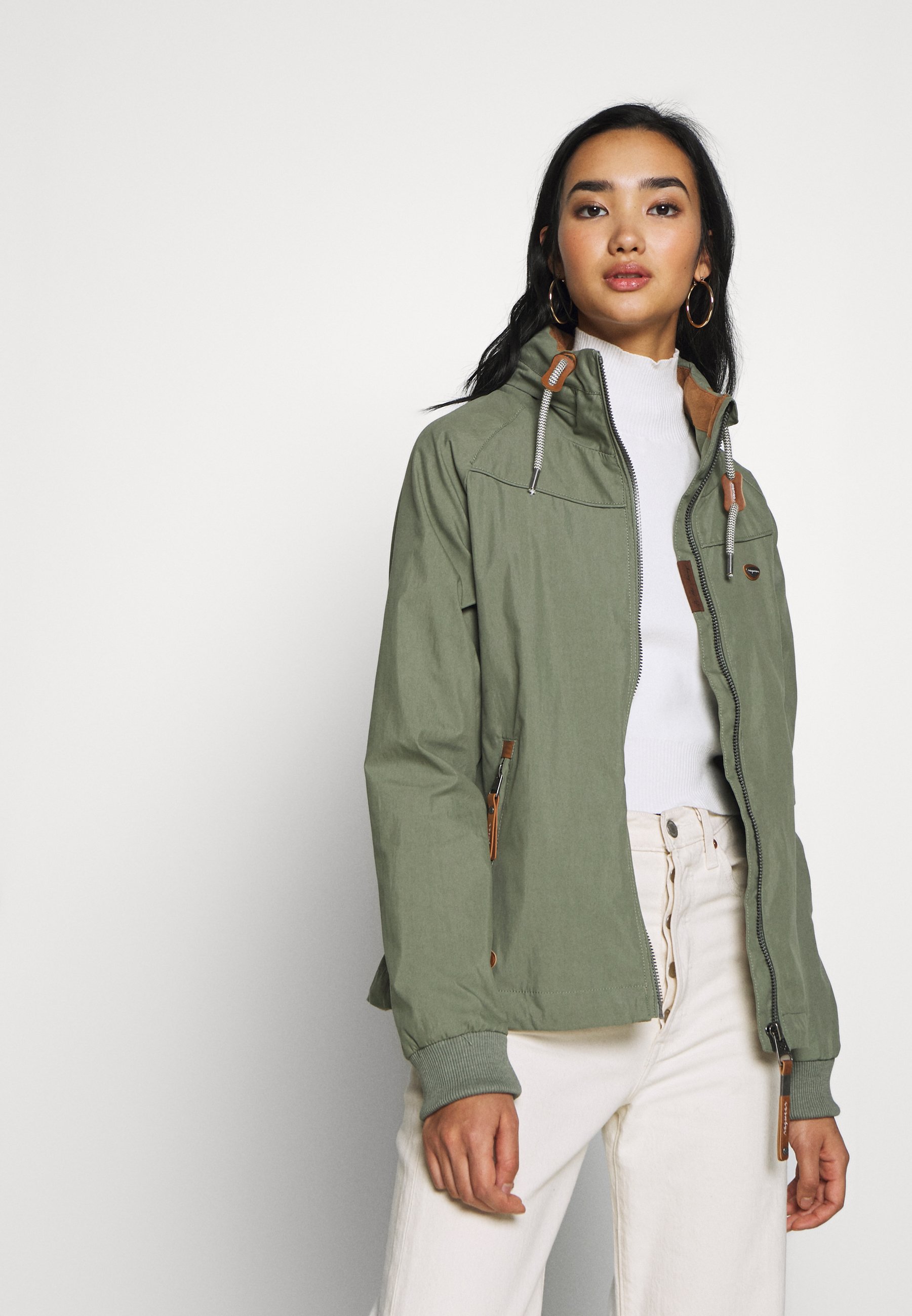 Ragwear APOLI Lett jakke dusty greenlysegrønn Zalando.no Ragwear APOLI Lett jakke dusty greenlysegrønn Zalando.no