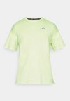 SOLAR CHASE - Sports T-shirt - barely volt/black