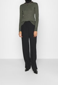 GAP Strickjacke - dark green