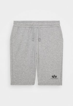 Jasnoszare dzianinowe szorty z ściągaczem w pasie, bocznymi kieszeniami i czarnym logo Alpha Industries na lewej nodze.