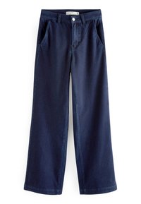 Jean large marine à la texture lisse, avec une taille traditionnelle, des passants de ceinture et deux poches avant.