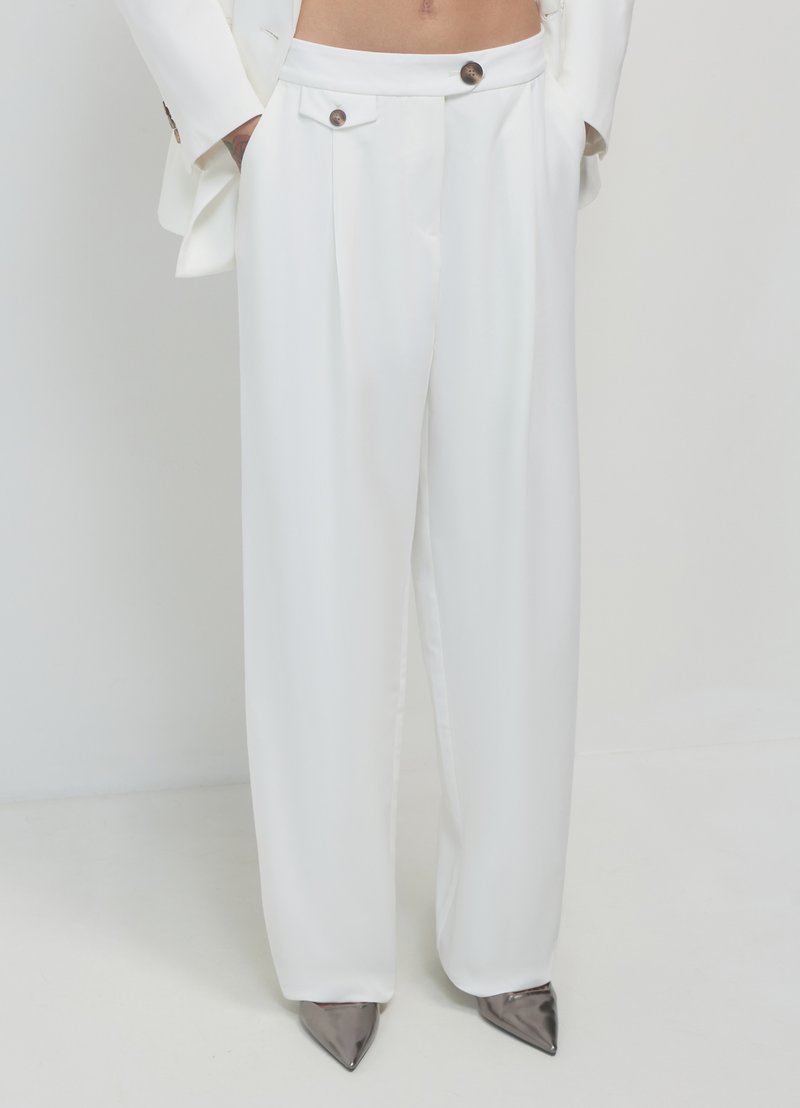 Calliope CON TASCHINO - Stoffhose - bianco lana