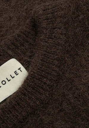 Le Collet, DIANA, brązowy