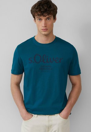 - T-shirt z nadrukiem