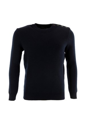 Suéter de punto azul marino de manga larga, con cuello redondo, puños y dobladillo acanalados, que presenta cuatro botones negros en el hombro izquierdo.