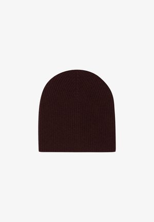 Beanie a magenta scuro in maglia con texture a coste, forma arrotondata e design senza cuciture, adatta per l'abbigliamento in clima freddo.