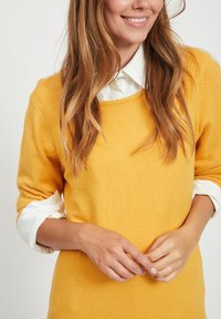 VILA VIRIL DRESS - Strikkjoler - mineral yellow