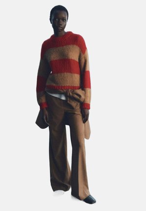 Pullover - red