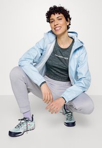 The North Face QUEST JACKET - Casaco impermeável - beta blue