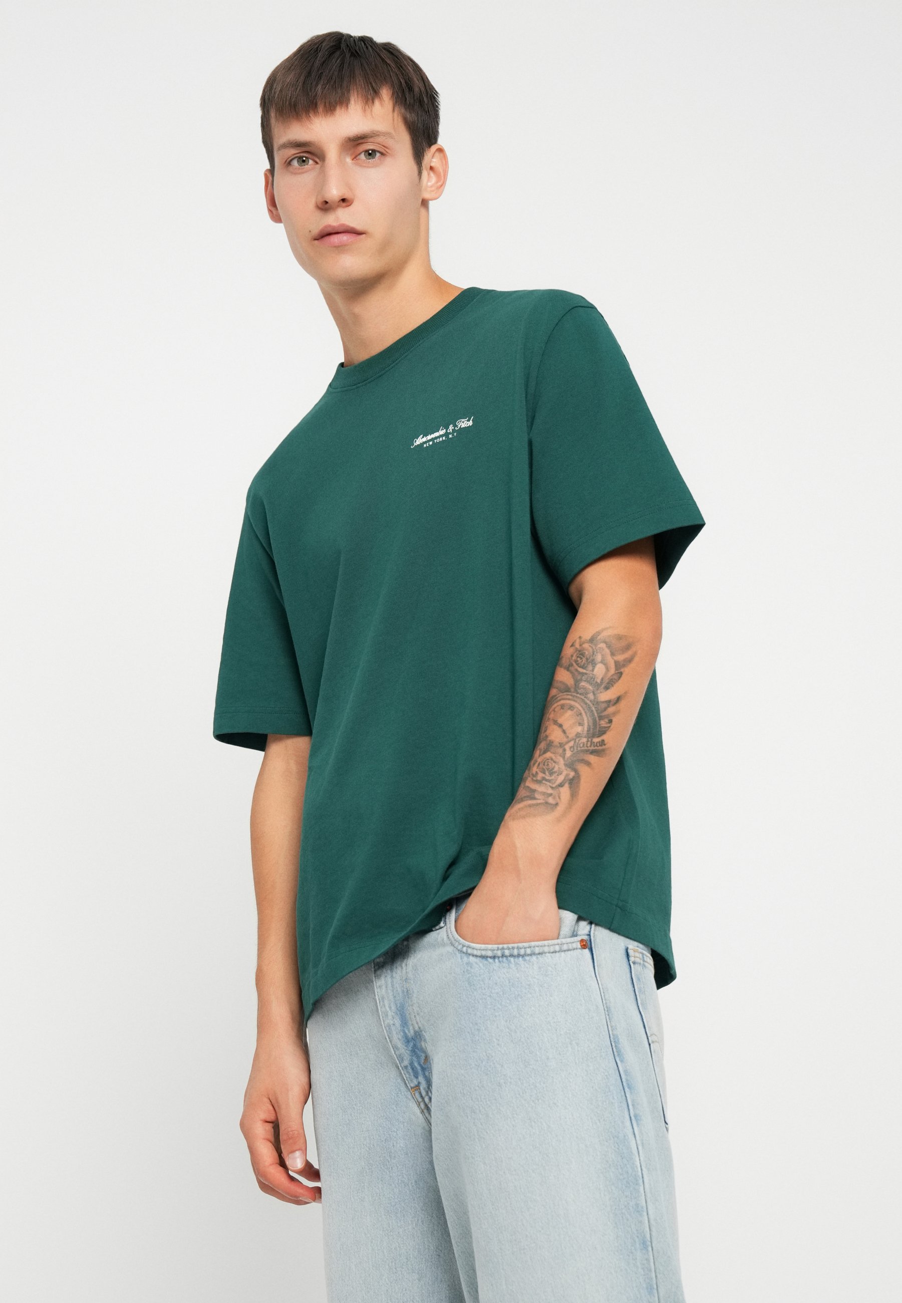 【Abarcrombie &amp; Fitch】＜1892緑Tシャツ＞ Abercrombie&Fitch（アバクロンビー&フィッチ） アバクロ メンズ 正規