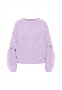 Lila gestrickter Pullover mit Rundhalsausschnitt, Zopfmuster und Fransenverzierung an den Ärmeln. Geribbelter Saum und Bündchen.