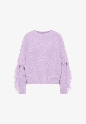 Ljubičasti pleteni pulover s okruglim izrezom, uzorkom od pletenih vrpci i rese na rukavima. Riblje rebro na rubu i rukavima.
