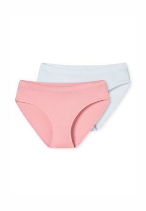 Dwie pary damskiej bielizny: jedna w pastelowym różu, a druga w jasnym niebieskim, wykonane z miękkiej bawełny, z połowicznym stanikiem i bezszwowym wzorem.