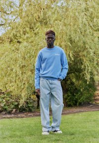 Solid SDTOMMY - Sirgete säärtega teksad - light blue denim