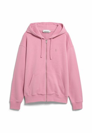 Hellrosa Kapuzenpullover mit Reißverschluss, Vorderentaschen, Kordelzug an der Kapuze und langen Ärmeln, flach auf einem weißen Hintergrund liegend.