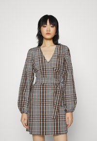 Envii ENRYE DRESS - Vestido de dia - nuthatch