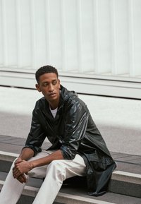 Rains LONG JACKET UNISEX - Parca - shinny black
