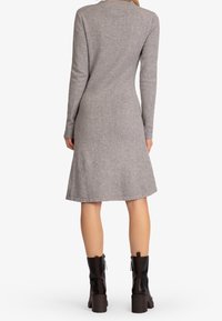 Apart Abito in maglia - grey