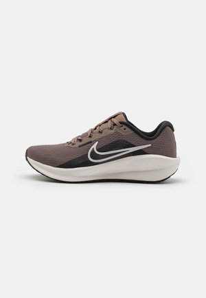 DOWNSHIFTER 13 - Road running shoes - beige, black