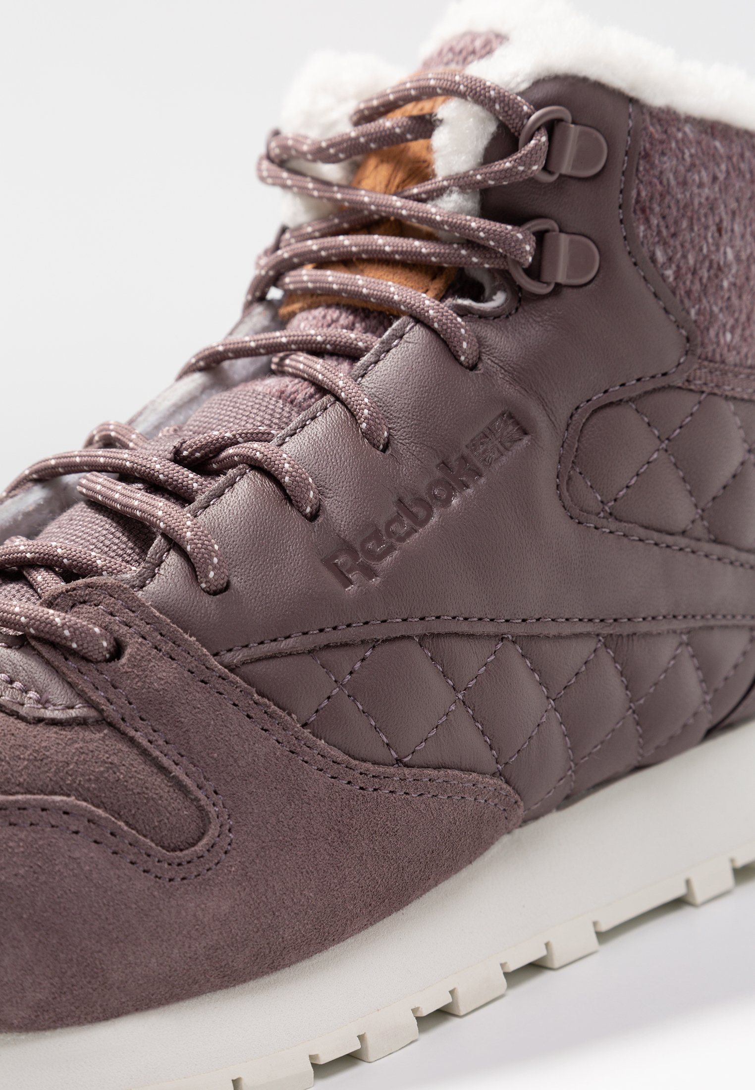 reebok classic arctic boot