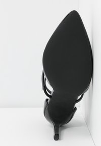 Even&Odd Korolliset avokkaat - black