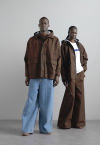 Sunnei CAR COAT UNISEX - Vasaras jaka - brown