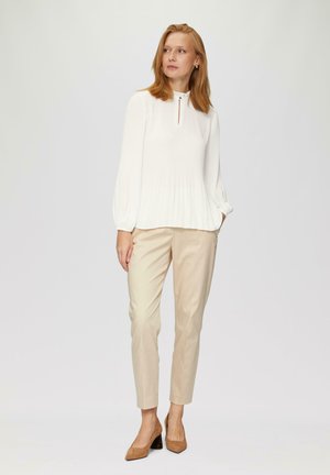 PLISSIERTE AUS CRÊPE - Blouse - ecru