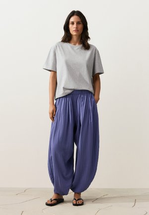 OYSHO, Trousers - mottled dark purple