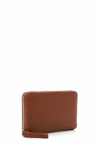 SURI FREY Monedero - cognac