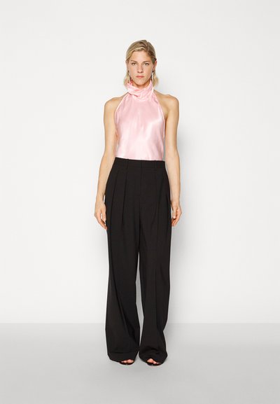 Materiel BACKLESS - Μπλούζα - baby pink