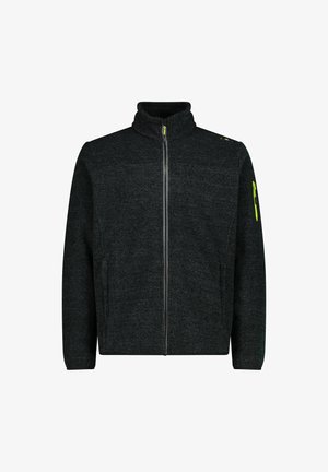 Chaqueta de forro polar gris oscuro con cremallera, cuello alto, tejido texturizado, bolsillos laterales y un detalle de cremallera verde en contraste.