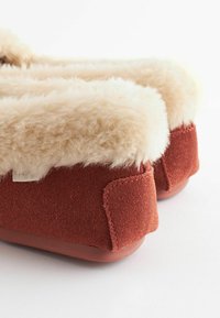 Next Mocasines - rust orange