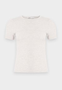 Haut beige clair à manches courtes en maille côtelée avec col rond, silhouette ajustée, style décontracté simple.
