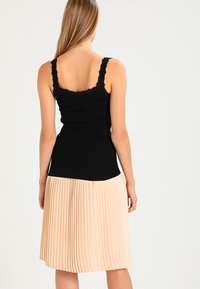 Rosemunde BABETTE DEEP BACK - Top - black