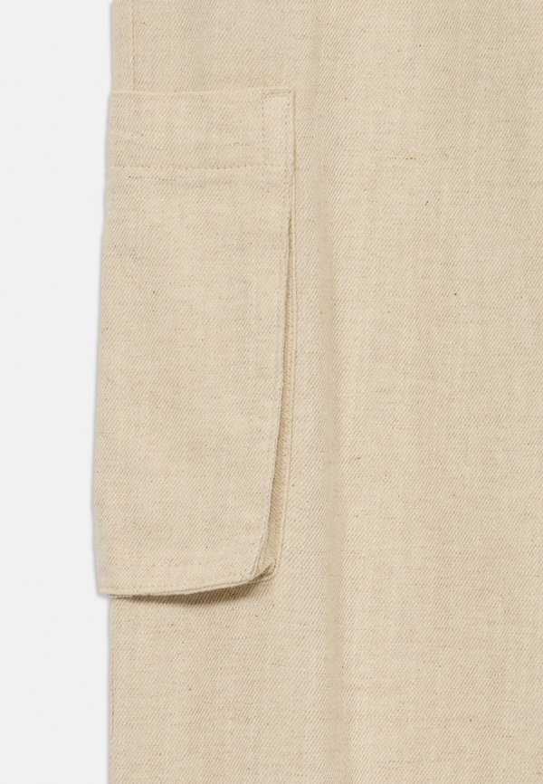 NKMFANKA PANT - Cargo trousers - peyote melange3