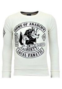 Witte sweatshirt met lange mouwen, voorzien van een zwarte grafische afbeelding van een wolf die een honkbalknuppel vasthoudt, met de tekst "Sons of Anarchy" en "Local Fanatic".