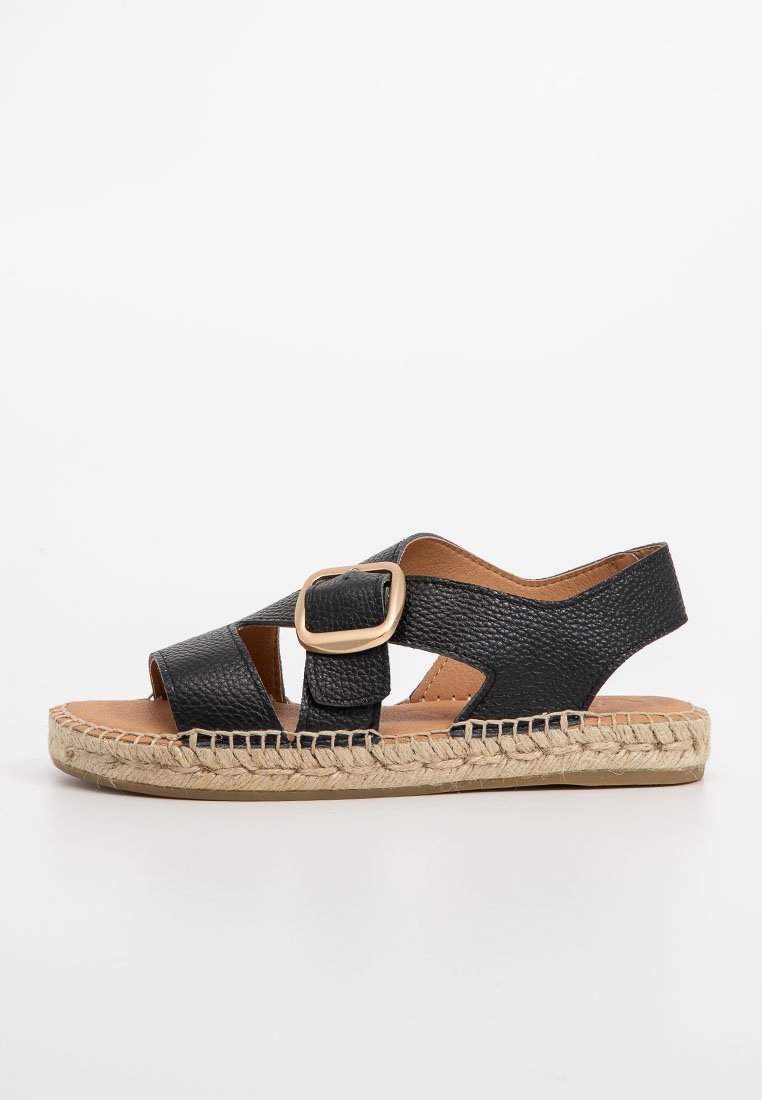 Kanna Sandalen met plateauzool zwart Kanna Sandalen met plateauzool zwart