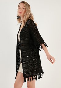 LELA REGULAR FIT - Kardigan - black
