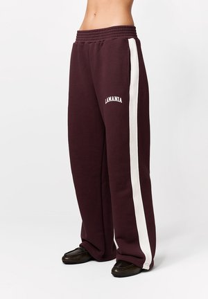 DARLENE - Tepláky - plum