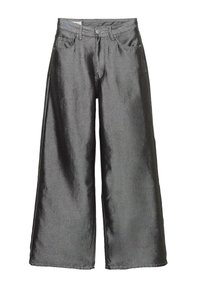 Pantalon à jambes larges en tissu gris métallique brillant. Comprend une fermeture à bouton, cinq poches et des coutures contrastantes le long des coutures.