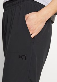 Kari Traa Trainingsbroek - black