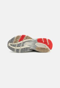Reebok Classic PREMIER TRINITY  - Sportcipő - core black/chalk/dyna red