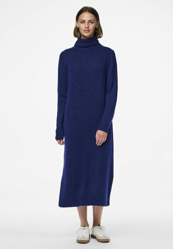 JULIANA ROLLNECK  - Strickkleid