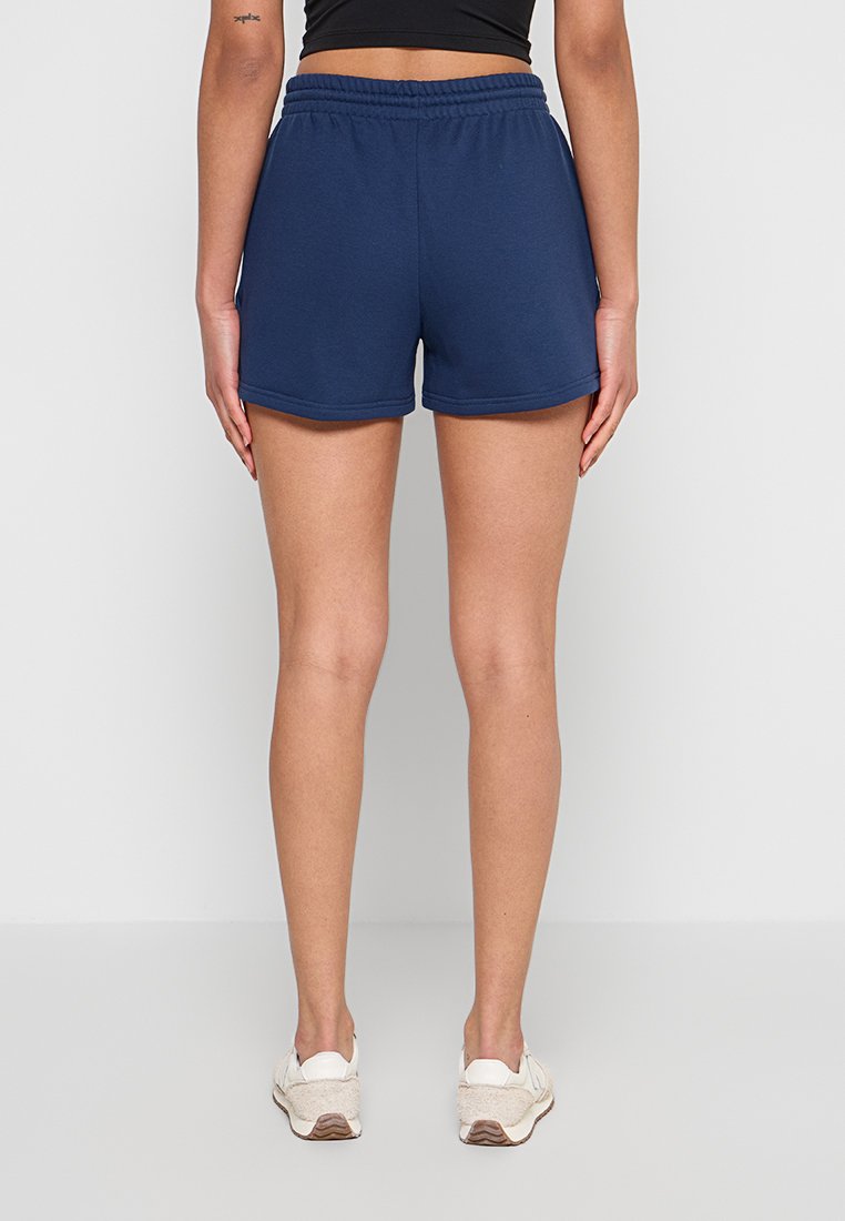 Kurze Sporthose