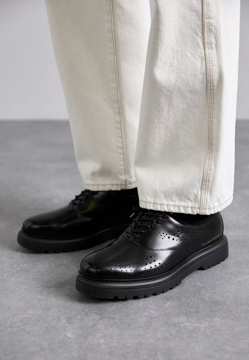 Filling Pieces DERBY GRADIENT - Eleganta snörskor - black